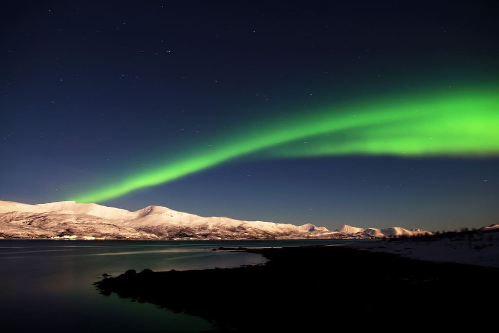 The house of Aurora Borealis and the Midnight Sun - Houses ...
