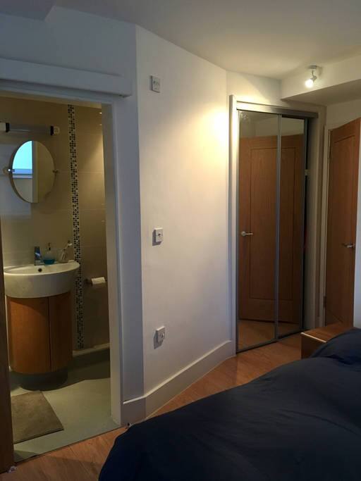 Ensuite bedroom