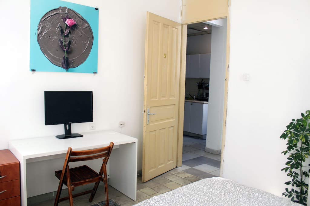 private room's desk