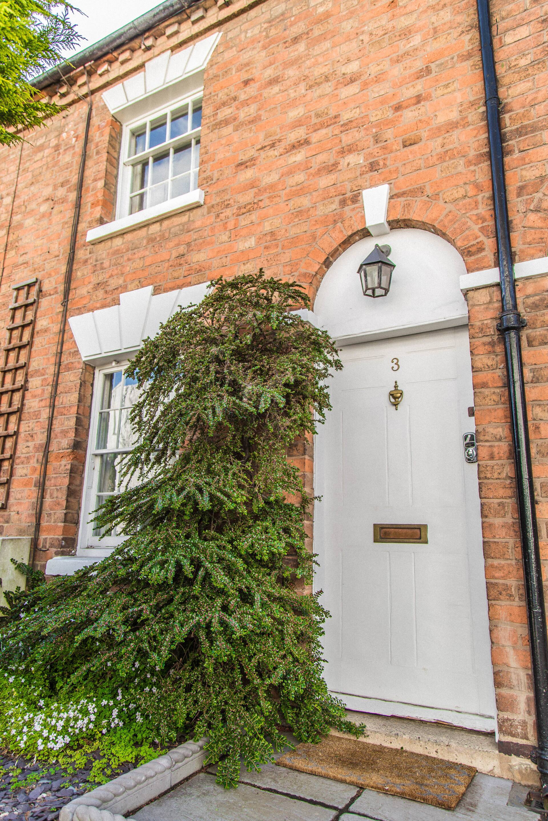 Elegant cottage in Stratford centre