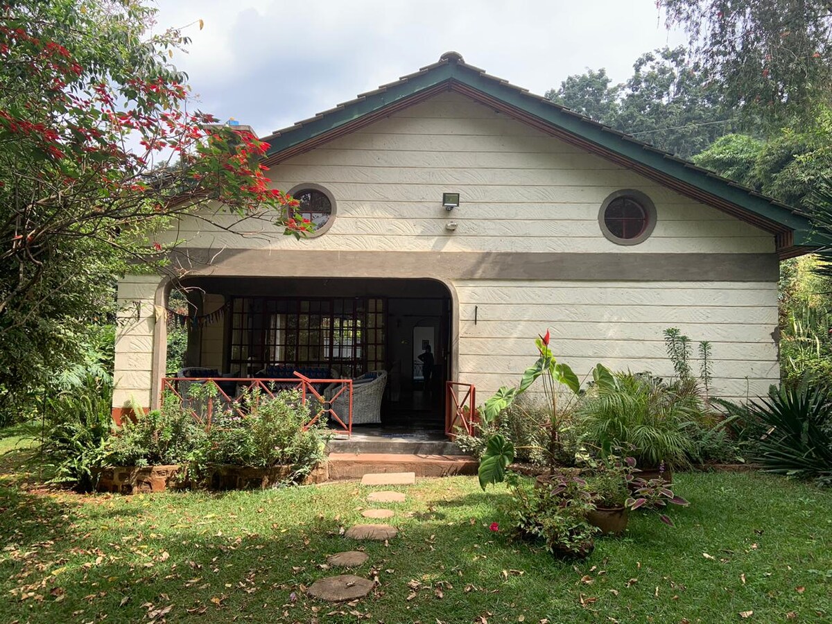 Rosslyn Lone Tree Estate'te 2 yatak odalı rahat kır evi Nairobi