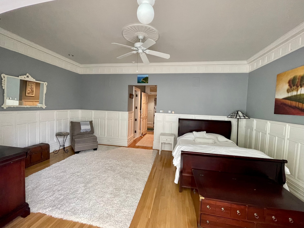 Dormitorio tamaño queen