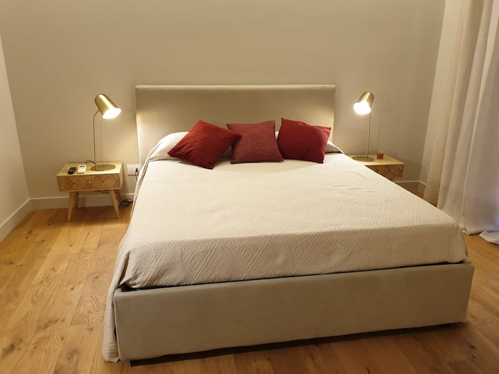 Krásna spálňa navrhnutá v každom detaile