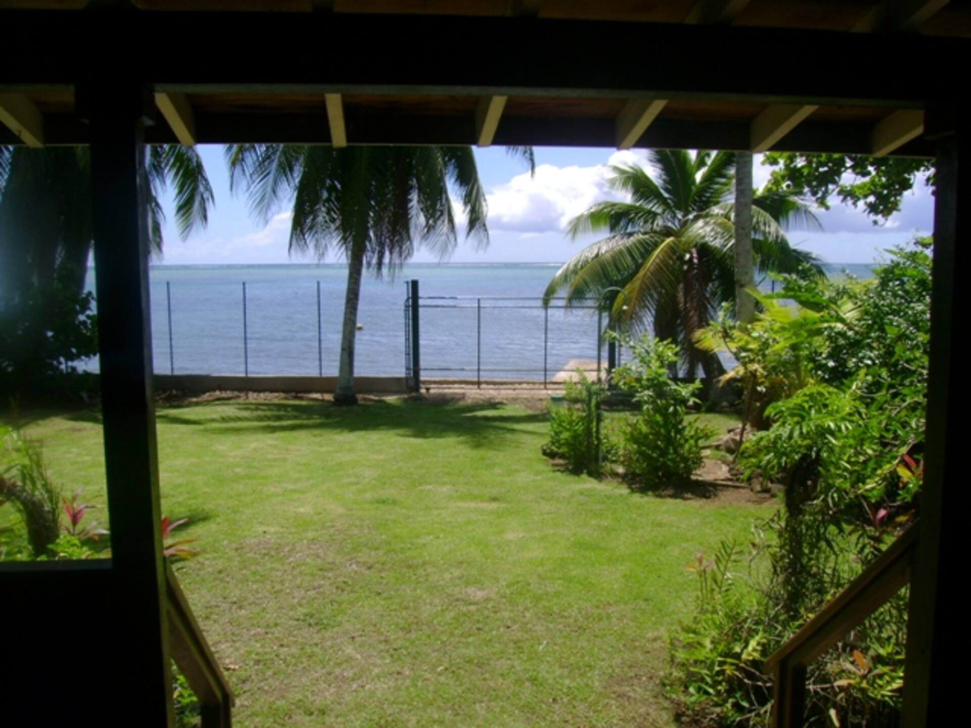 Chez Marie Lou, seaside/tropical garden