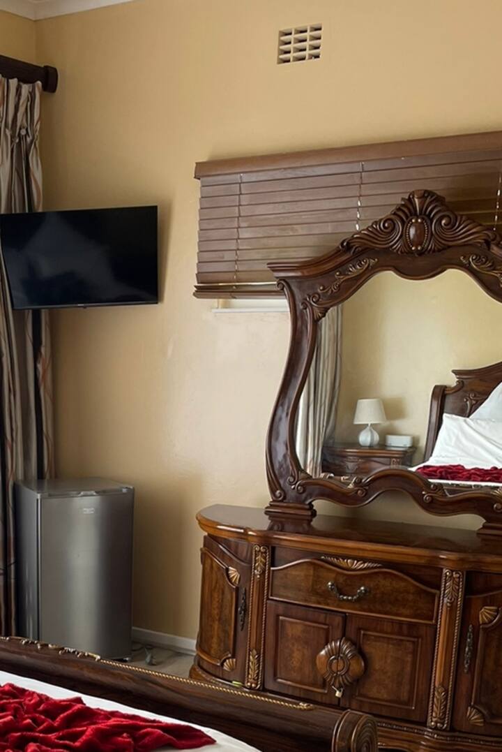 Inteligentná TV a hlavná spálňa1