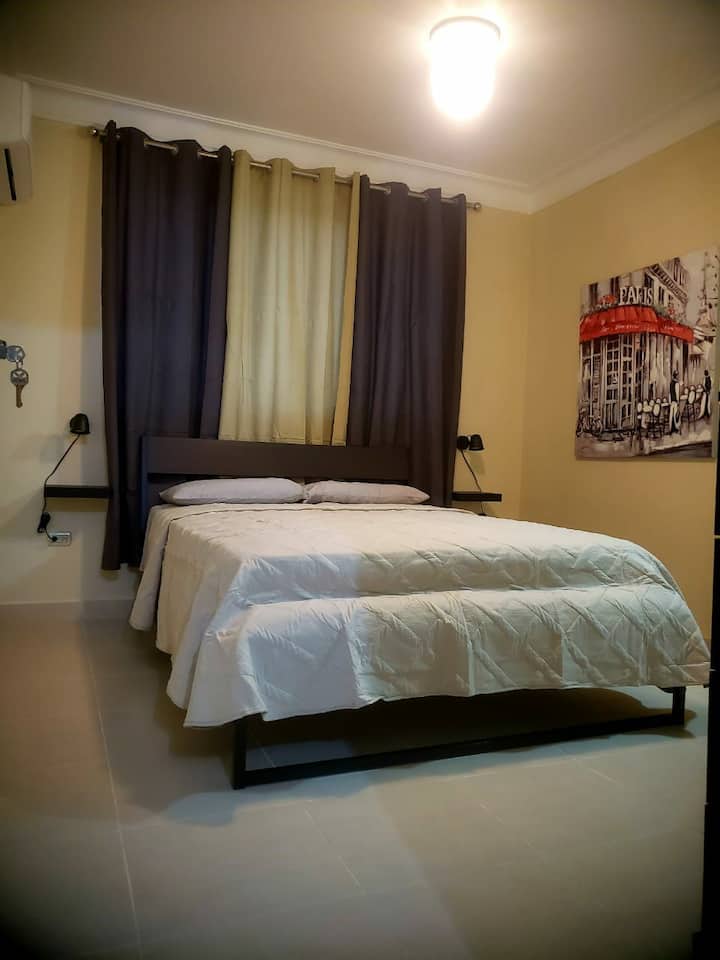 Dhoma për ndërprerje dhe ajër të kondicionuar 