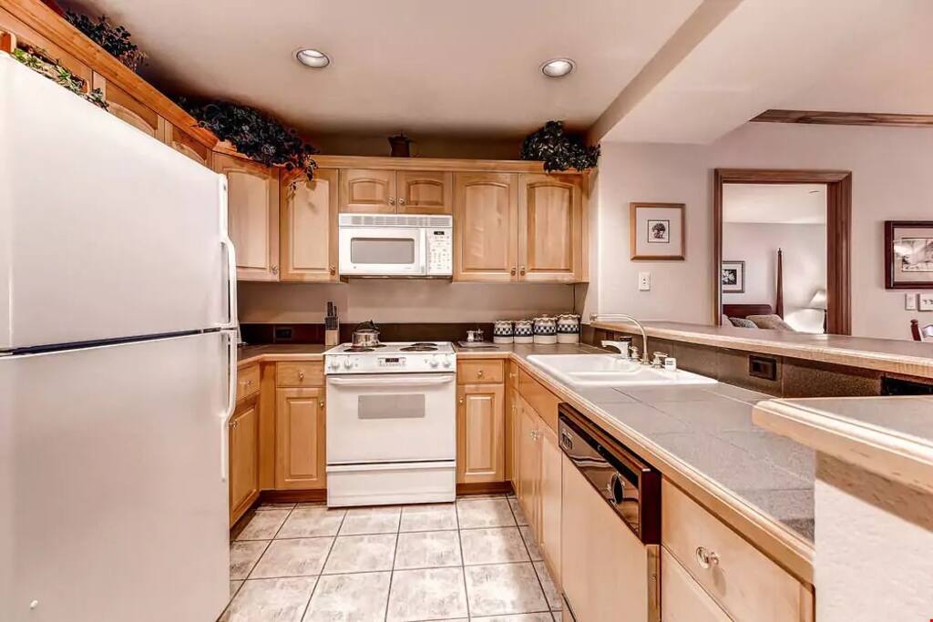 Prepare your meals in the fully-equipped kitchen