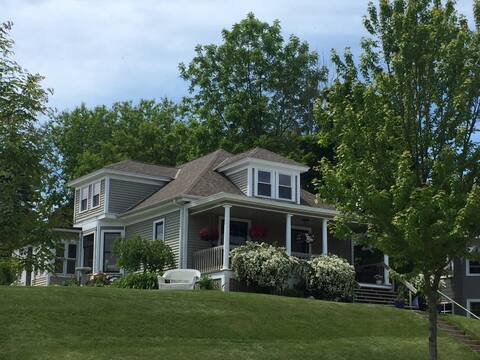 Helena House Port Washington, Lake Michigan View