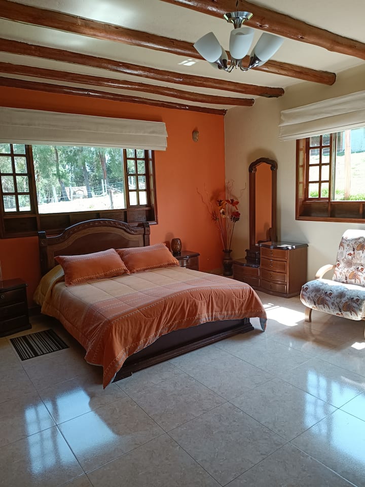 غرفة النوم 1