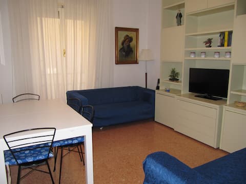 Airbnb con migliori performance: At 30 meters from the sea! Near the train station! a Levanto