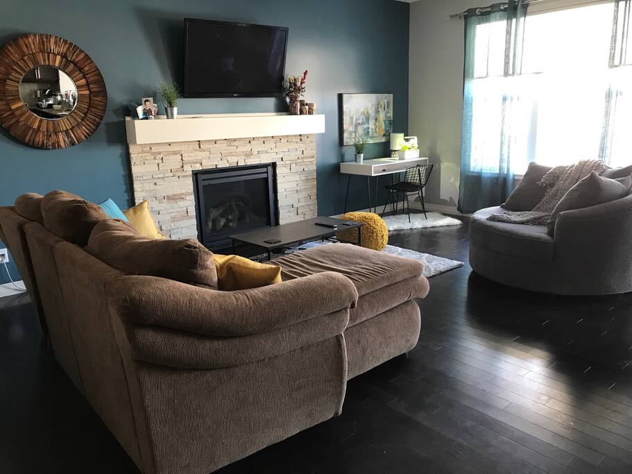 Main floor living room