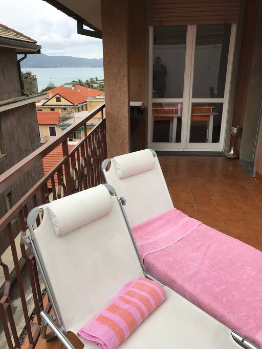 uno dei due scorci sul mare