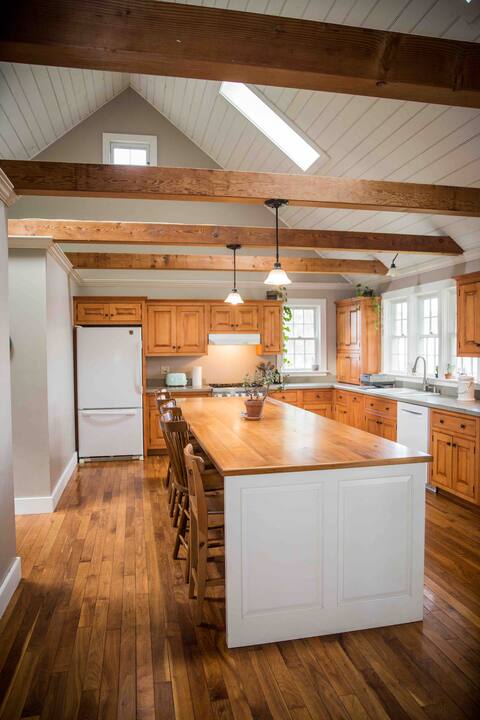 Spacious 4 BR House at Wild Earth Vermont
