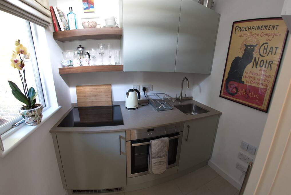 Well equipped kitchen