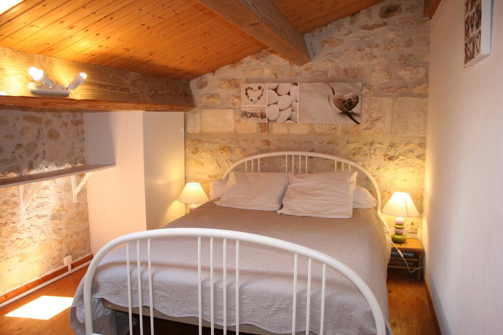 Chambre 1 à l'étage