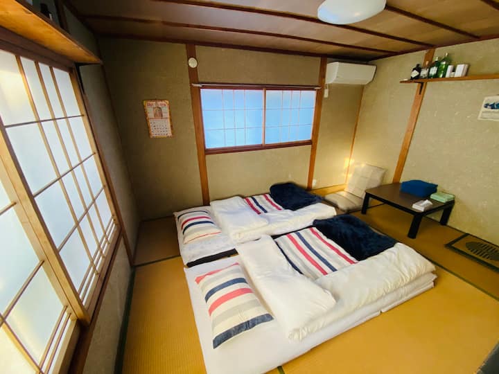 غرفة النوم 2