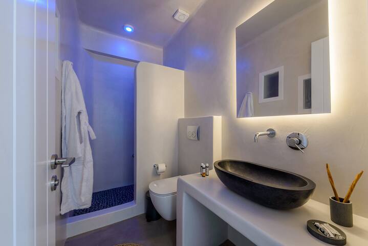 Villa Venti Naxos | Luxury Sea View Villa in Naxos gallery image 5