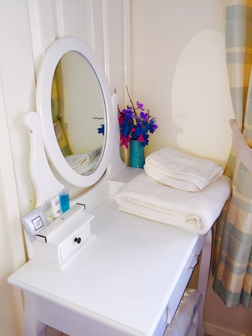 The dressing table