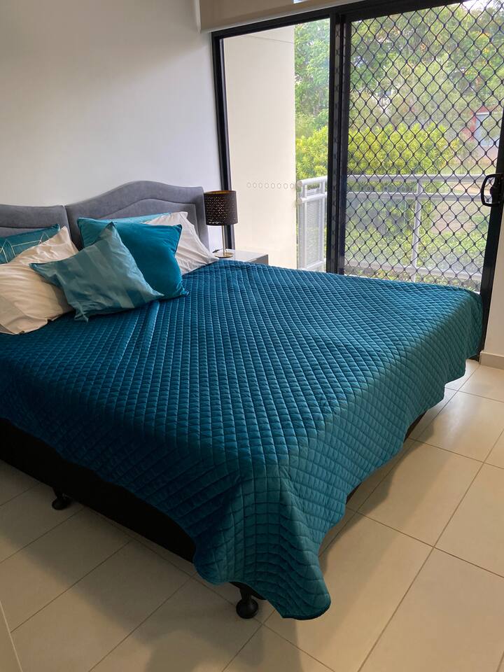 Spálňa 2 s kúpeľňou a balkónom