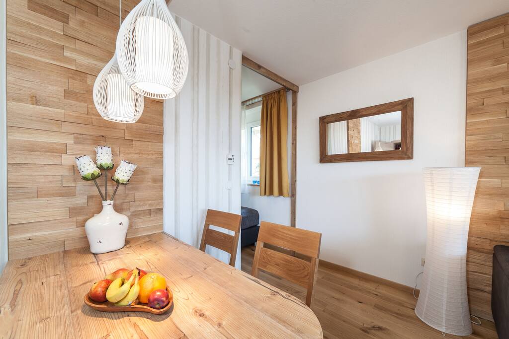 Schlafbereich mit Fenster