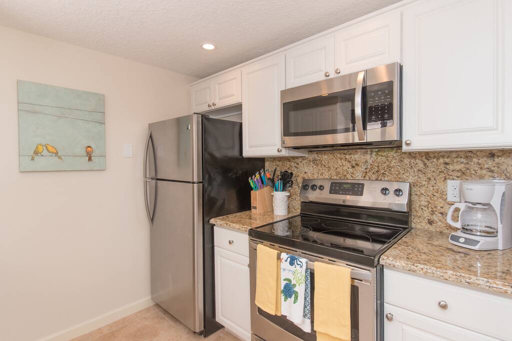 Full Kitchen