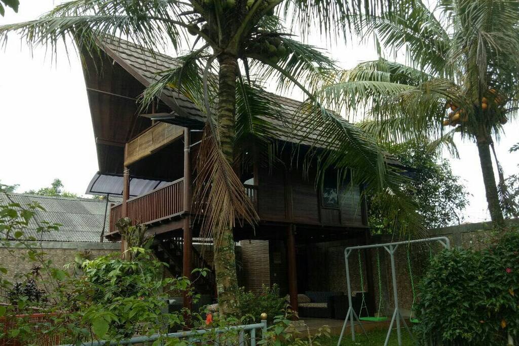 Villa Taman Air Gadog Villas for Rent in Bogor Puncak Villa Taman Air Gadog Villas for Rent in Bogor Puncak