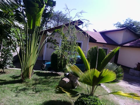 Audax' Bwiru/Home from home