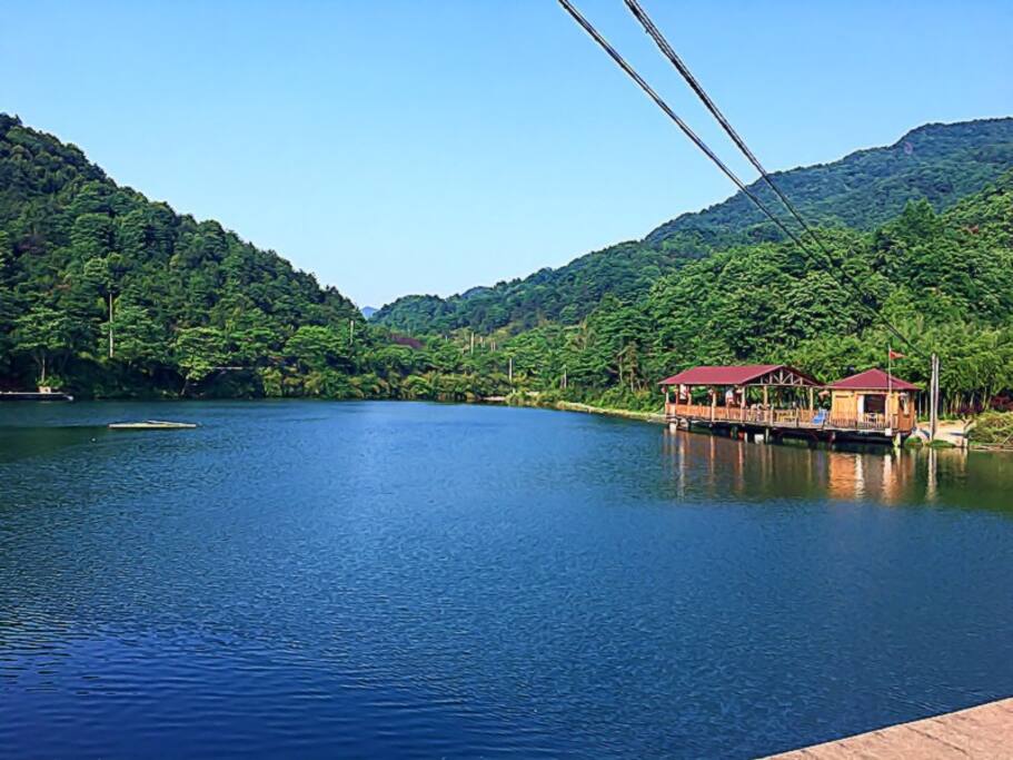 房子靠近此水库