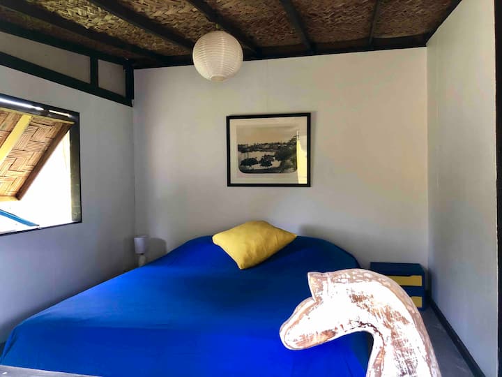 Druhá spálňa a jej drevený kôň.