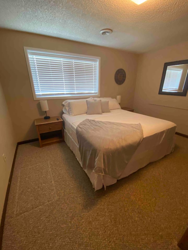 غرفة النوم الرئيسية