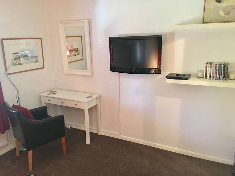 Workdesk/Dresssing table /TV with dvd and amazon firestick/Books /CDs