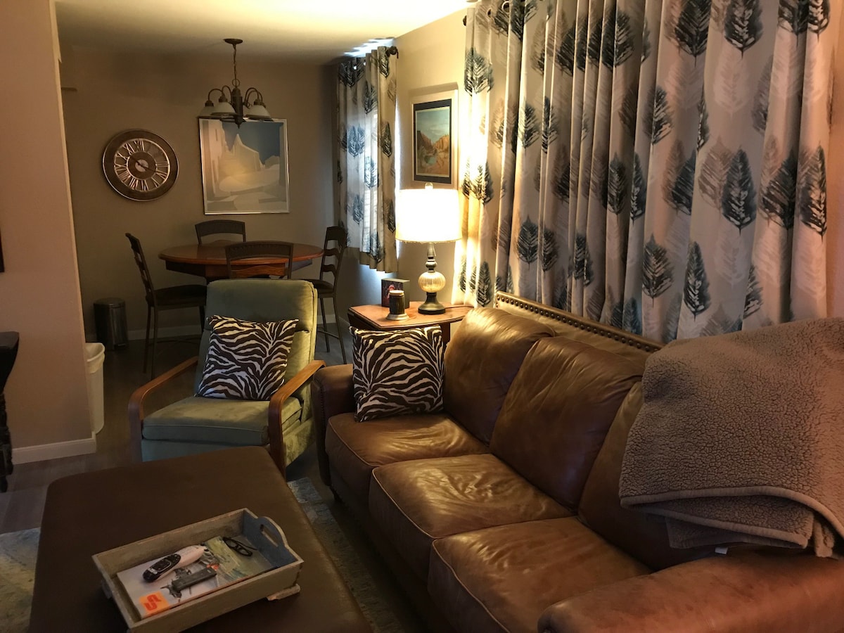 Mini Fridge, TV, Microwave,Coffee,WiFi, Pool, Room - Houses for Rent in  Fort Worth, Texas, United States - Airbnb