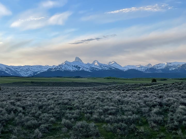 Luxury Teton Valley Cabin Skiing and Near Jackson