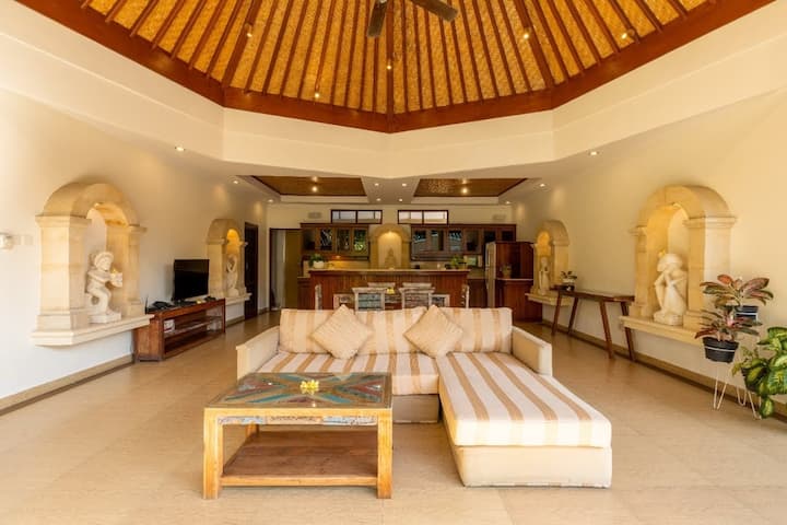 Luxury Pool Villa | 5-min Walk To Sanur Beach - Australia