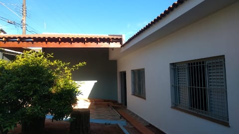 Large House near USP cartodromo barbecue shower