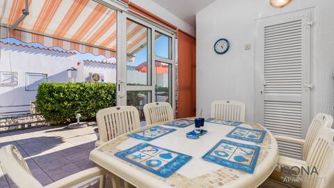 Rona apartment Aurora