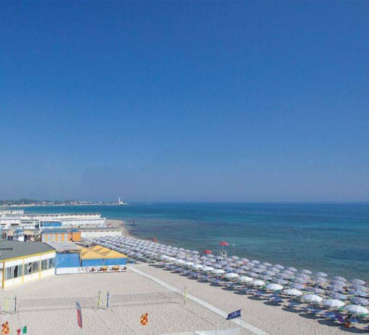 SPIAGGIA PRIVATA