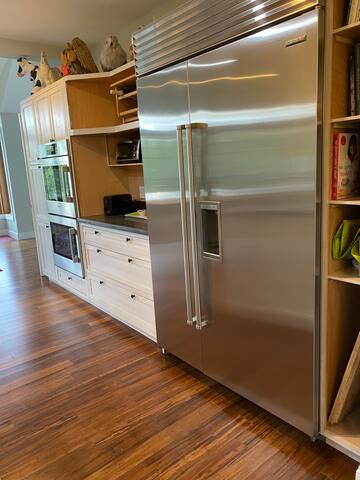 Paradise Found *Walk to Sachuest Beach* gallery image 4