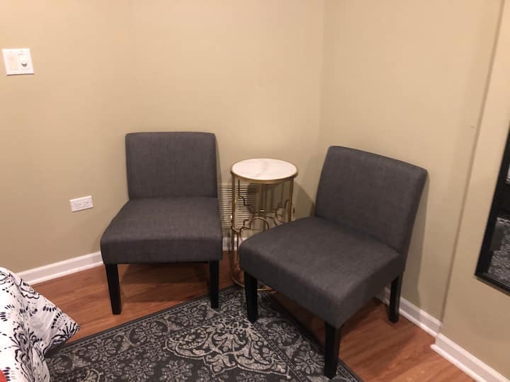 חדר 1 : פינת ישיבה