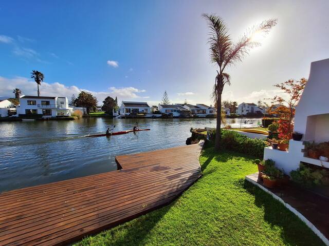 Waterworld. Uninterrupted power & seasonal rates gallery image 4