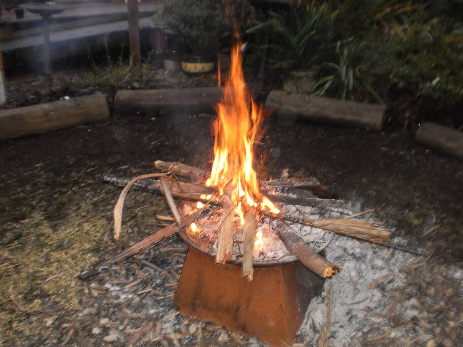 Cosy fire pit