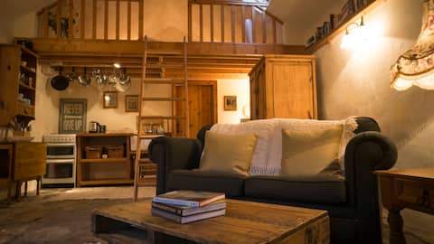Rural Mountain Retreat - Find yourself in Nature