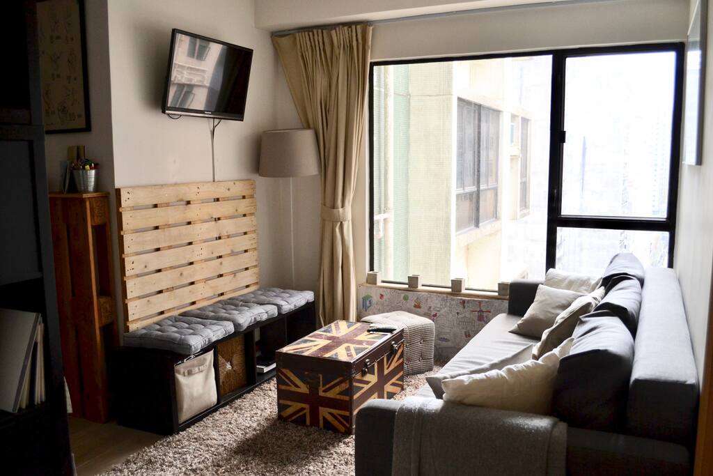 Living room with TV and Apple TV