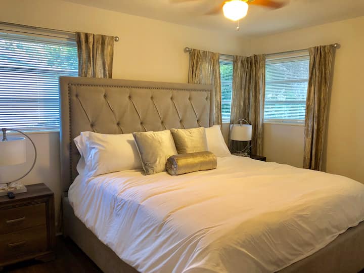 Bračni krevet (širine 180 - 200 cm) s dodatnim plišanim madracem 