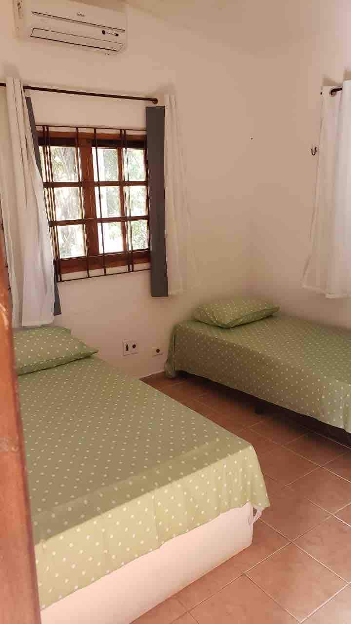 卧室3 -一楼主屋。空调