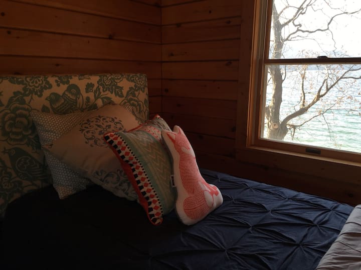 საძინებელი 3