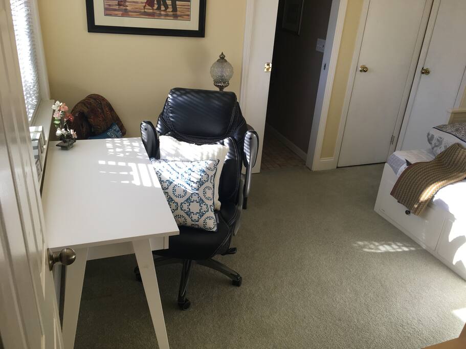 Bedroom - Desk