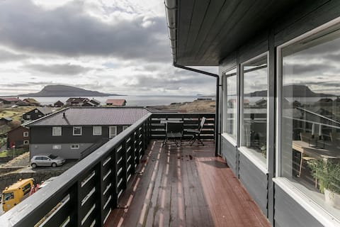 FaroeGuide spacious house with beautiful view