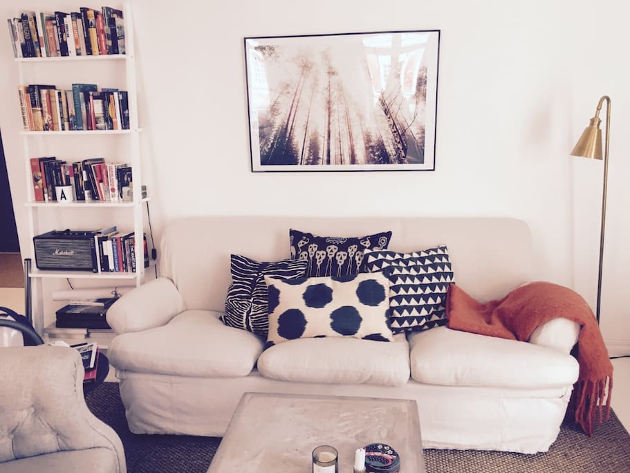 Sofa area, in the livingroom