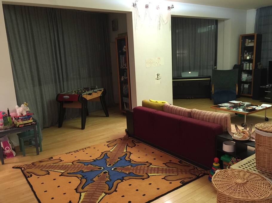 Центральная комната/Dining room